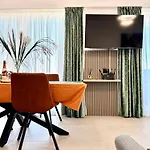Aqua Vista Odyssey 8 Lux Cu Si Piscine * Năvodari