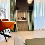 Aqua Vista Odyssey 8 Lux Cu Si Piscine Appartamento *