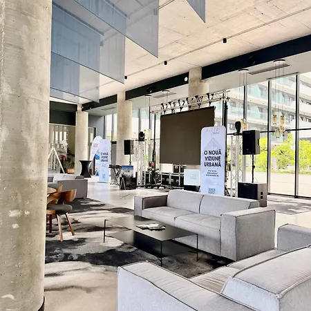 Aqua Vista Odyssey 8 Lux Cu Si Piscine *