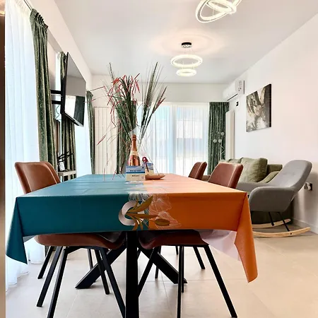 Aqua Vista Odyssey 8 Lux Cu Si Piscine Daire *