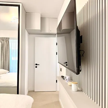 Aqua Vista Odyssey 8 Lux Cu Vedere Spa Si Piscine Apartment Năvodari